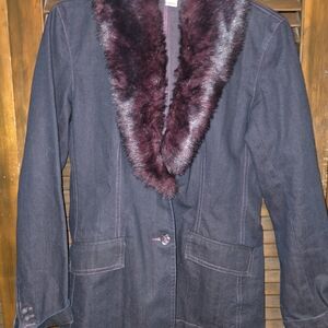 Casual Corner Dark Denim Blazer with Burgundy Faux Fur Collar